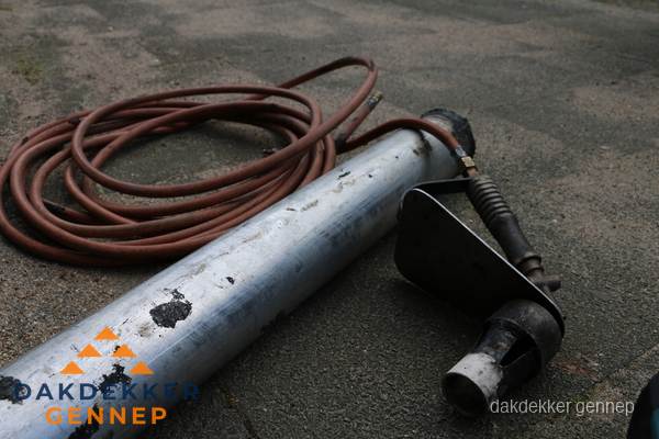 Dakdekker gasbrander en gereedschap voor spoedklus in Gennep Dakdekker gasbrander en gereedschap voor spoedklus in Gennep